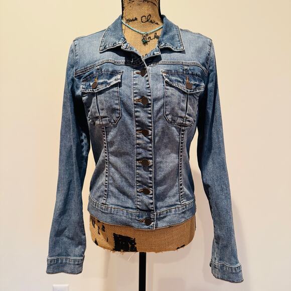 Kut from the Kloth Denim Blue Amelia Empathetic Medium Wash Jean Jacket Medium - Picture 2 of 15